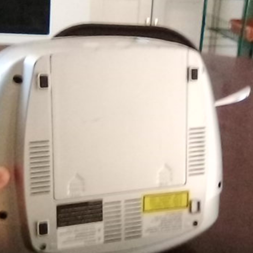 Radio / CD player - Picture 3 of 4